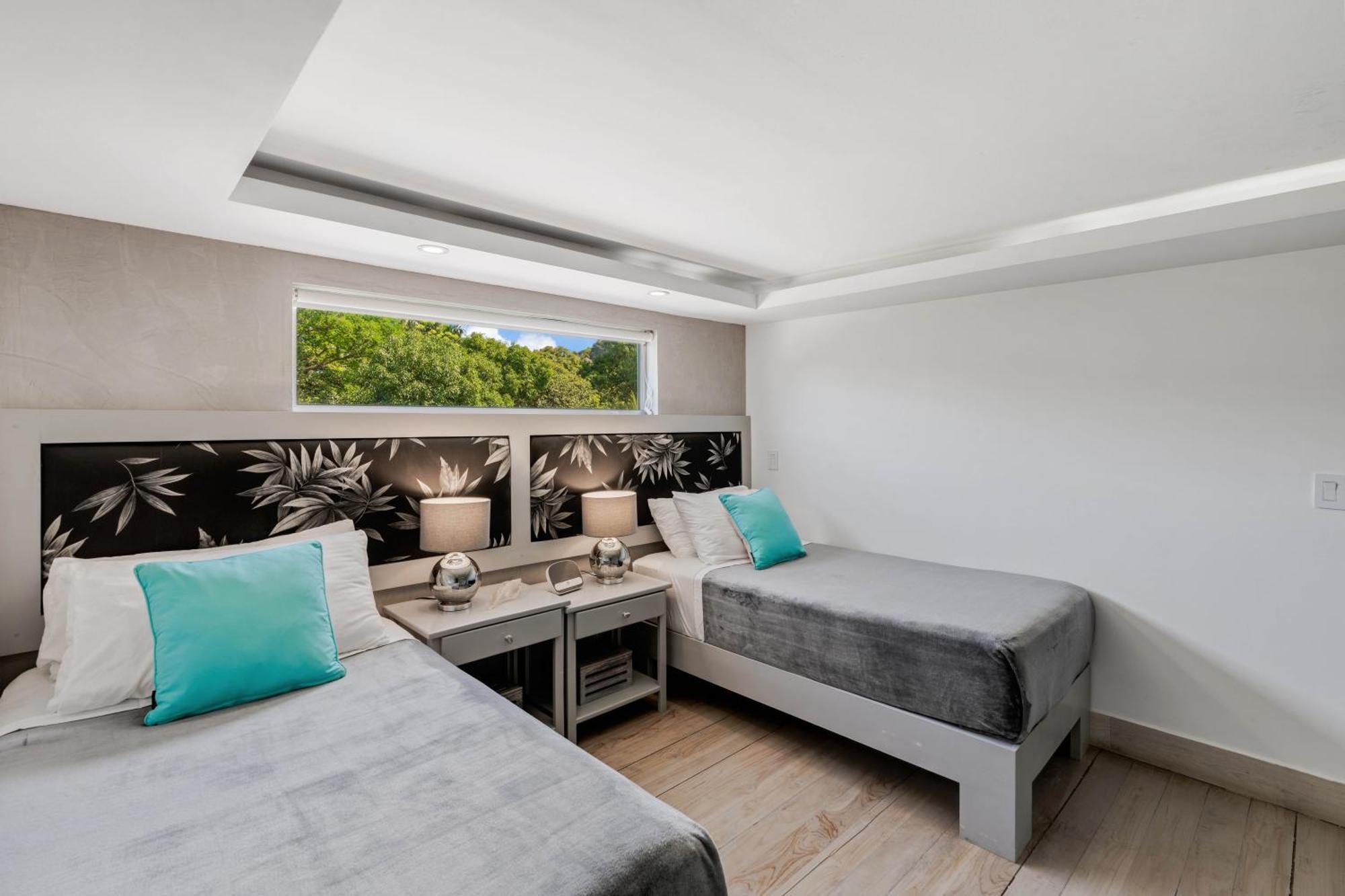 Iguana Surf Camp Hotell Tamarindo Exteriör bild